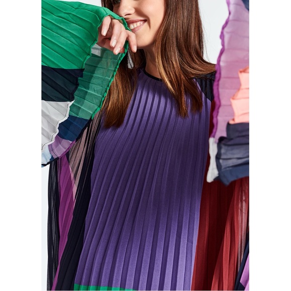 NWT Essentiel Antwerp Zisse Pleated Swing Dress size Small - Picture 3 of 8